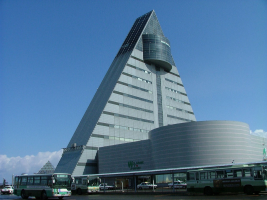 青森県観光物産館　アスパム